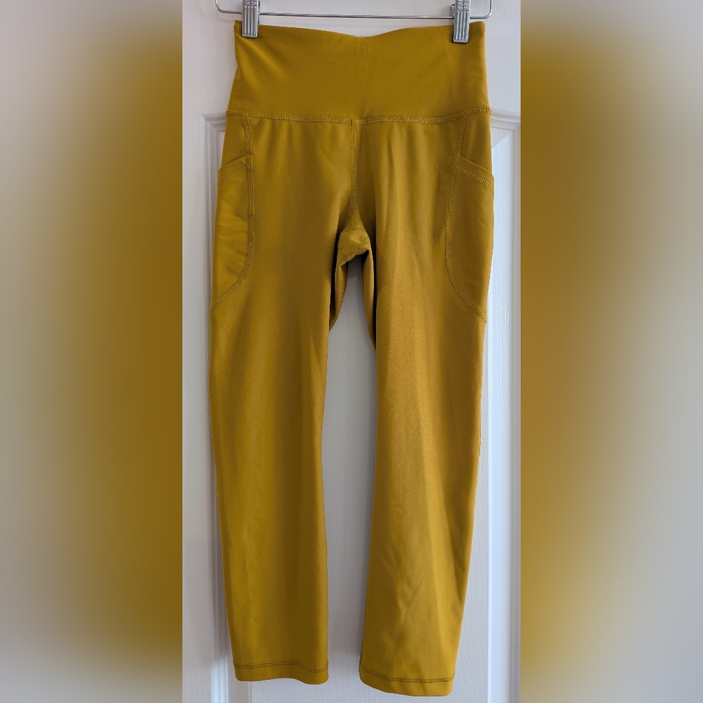 Old Navy Active Powersoft Set Crop High-Rise Leggings & Top Yellow Sz S & XS - Picture 7 of 11